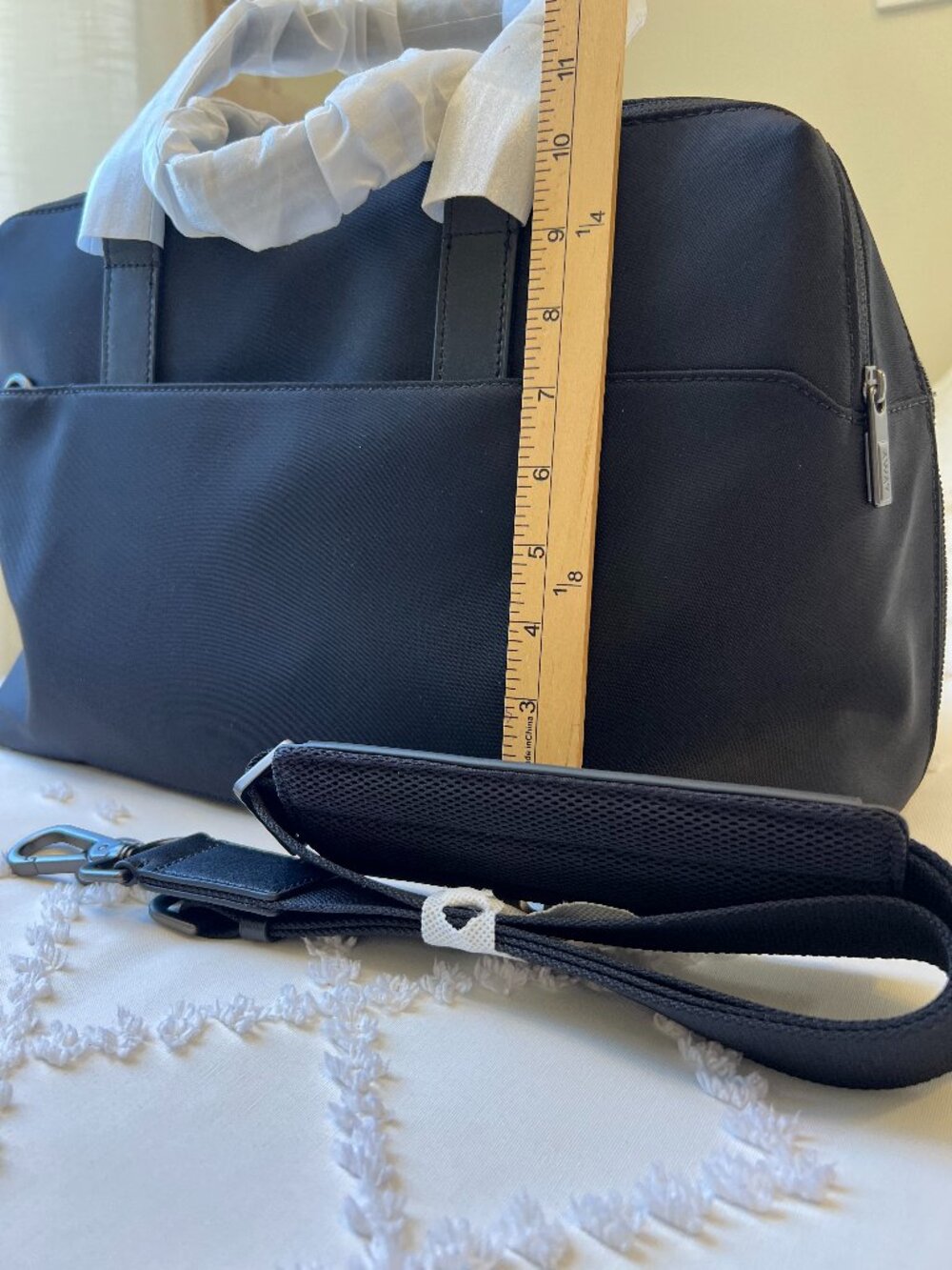 AWAY The Everywhere Bag Dark Navy NWOT Under Seat CarryOn Travel Nylon & Leather